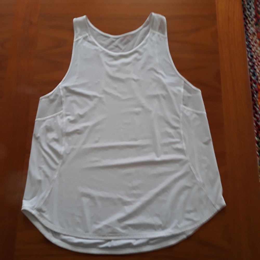 Lululemon workout top